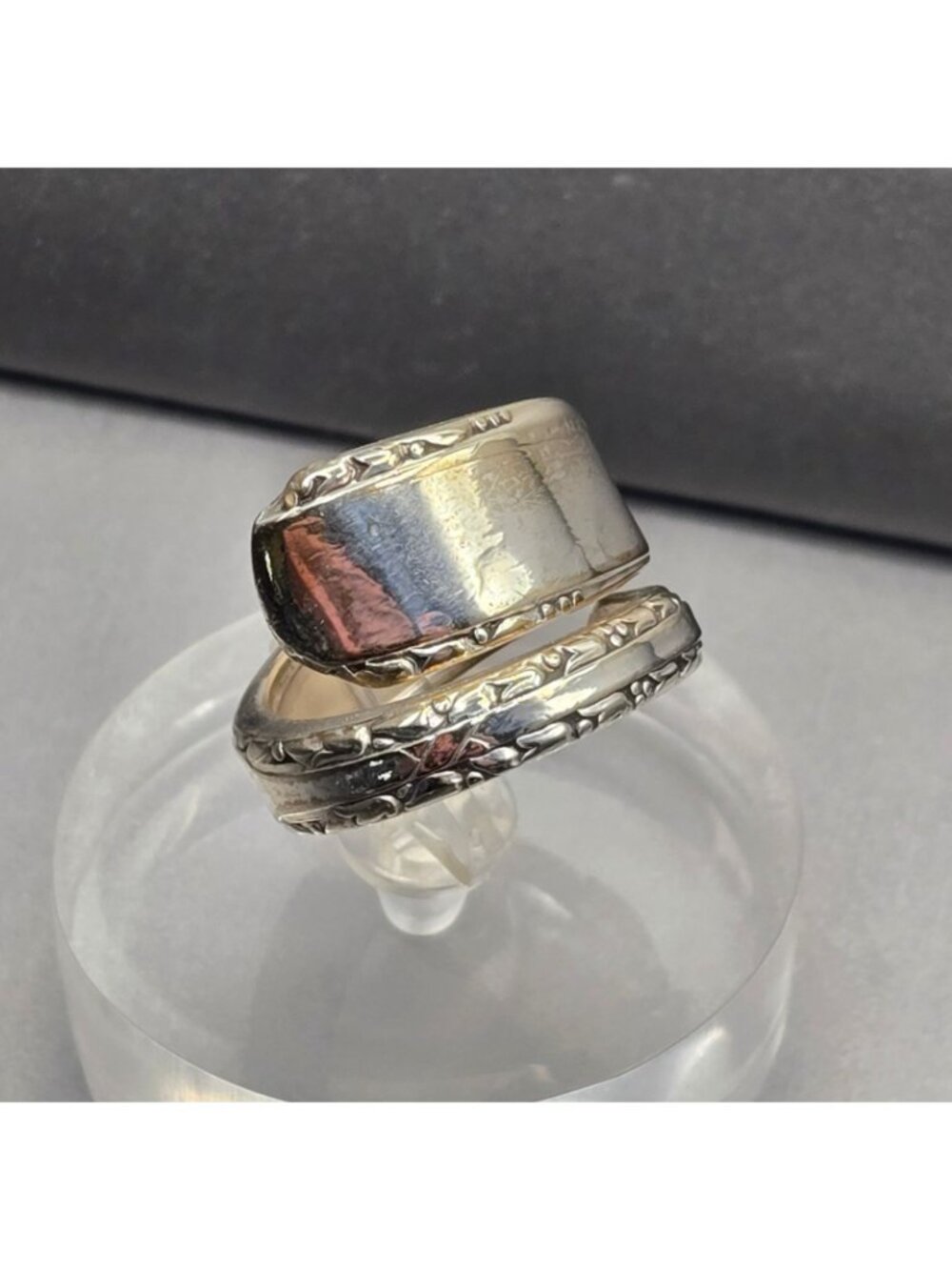 Vintage Oneida Silver Spoon Ring Size 6 Romford Floral Bypass Band 1939 - Picture 2 of 10